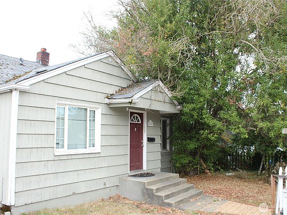 3rd image of 4034 E Spokane Street
