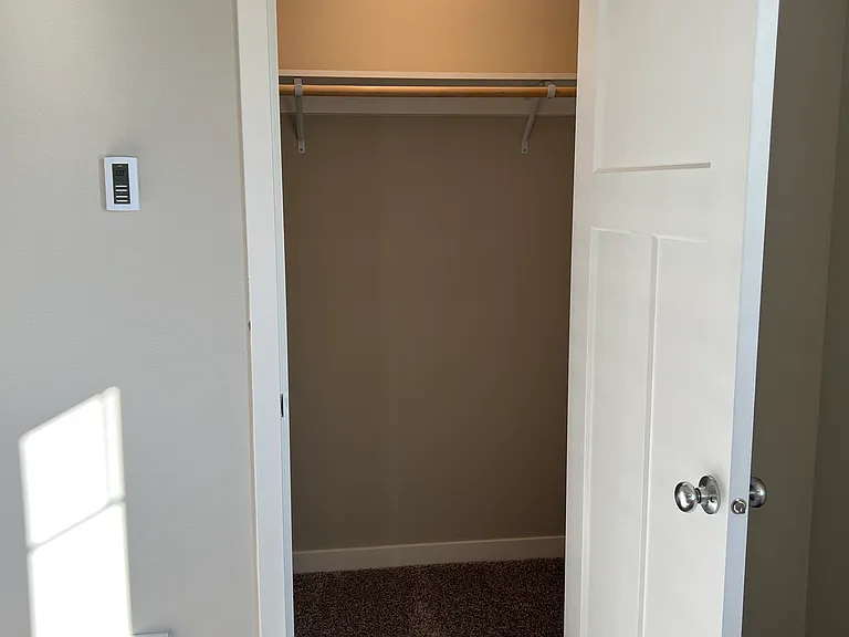 314 Stevens St NE — Photo 36