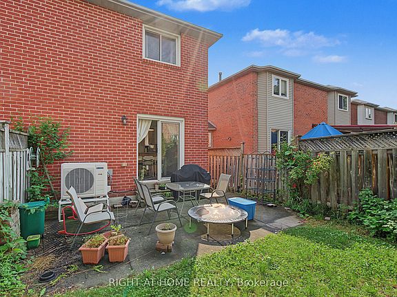 3rd image of 5531 Whistler Cres
