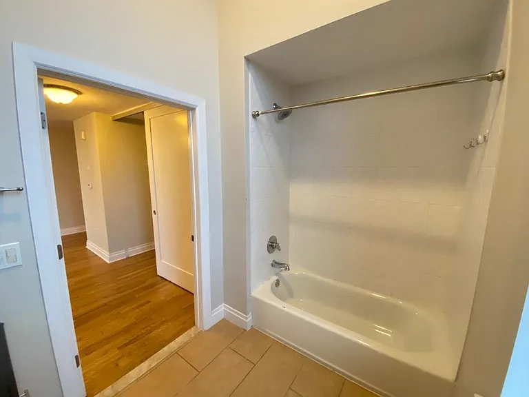 338 Grove St #4A — Photo 12