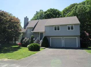 67 Crest St, Waterbury, CT 06708