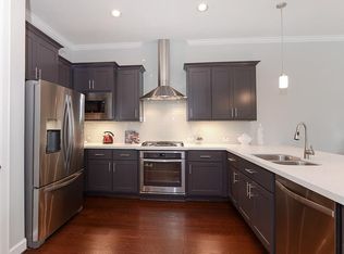 2215 Bellefontaine St, Houston, TX 77030