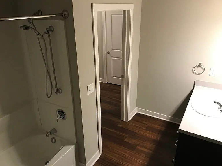 The Cole — Photo 38