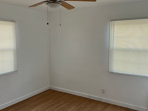 3rd image of 872 W 29th St