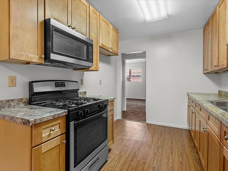 Casa Granada Apartments — Photo 6