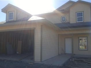 612 W 3rd St, Wellsville, KS 66092