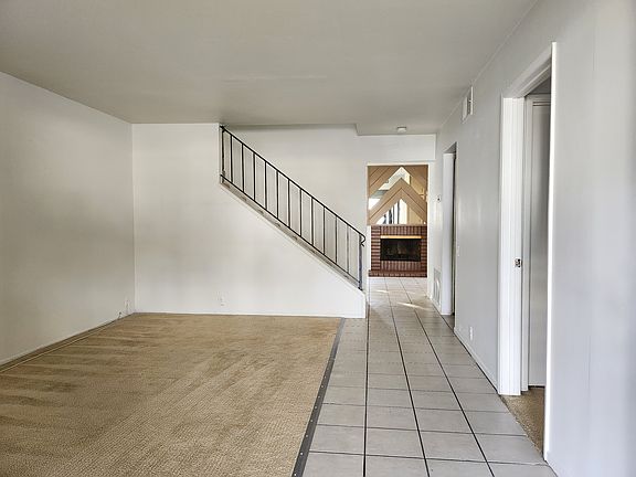 3rd image of 2643 Stonehaven Pl