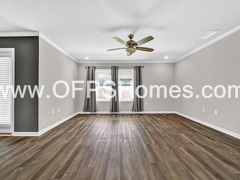 413 Scarborough St — Photo 6