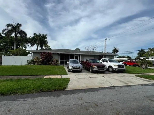 210 SE 1st Street, Dania Beach, FL 33004