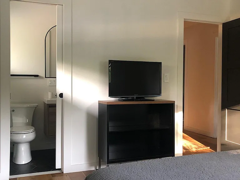 3549 S Winston Ave — Photo 36