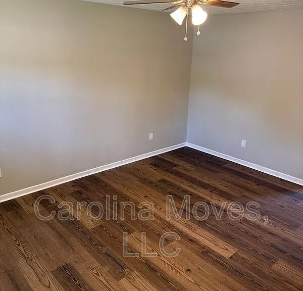 102 Haven Rst — Photo 12