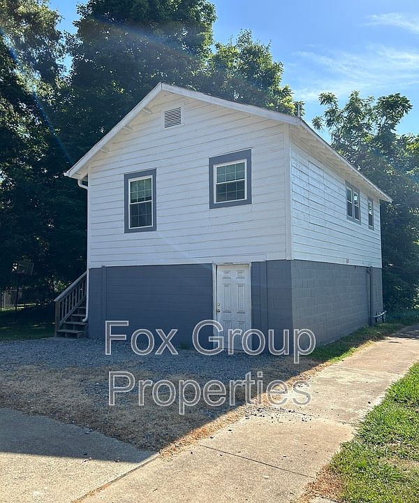 1st image of 1227 5th St