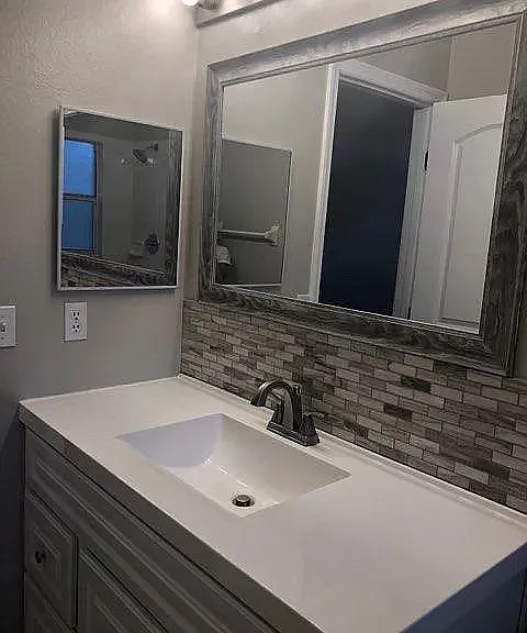 1063 Royal Oaks Dr — Photo 13