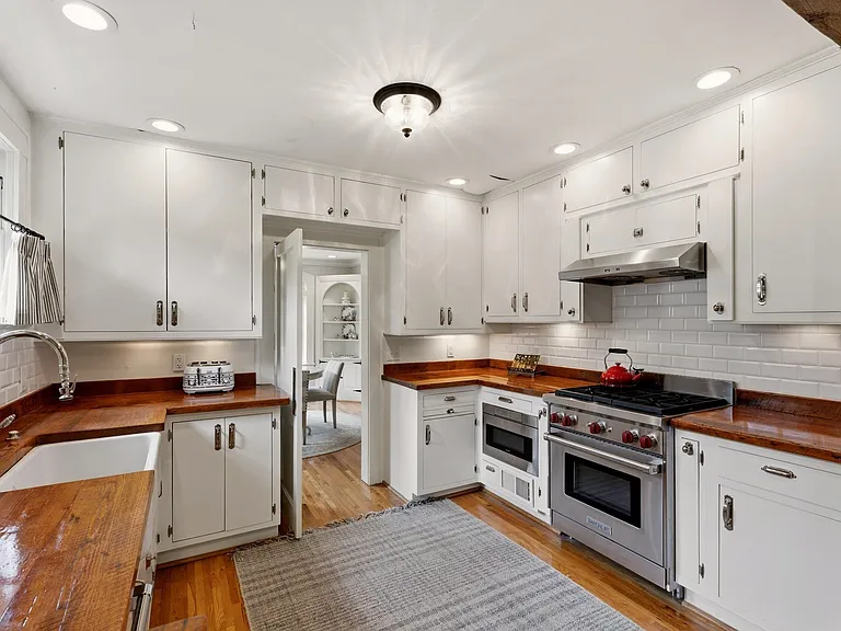 309 Randall St — Photo 13