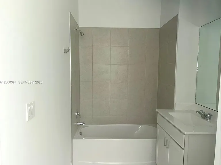 6412 Seabright Ter — Photo 5