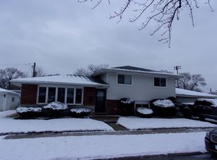 14620 Memorial Dr, Dolton, IL 60419