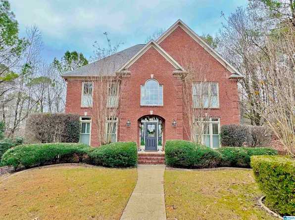208 Oakmont Cir, Birmingham, AL 35244