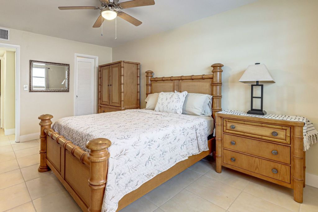 1450 N Riverside Dr Floor 2-ID1580602P, photo 5