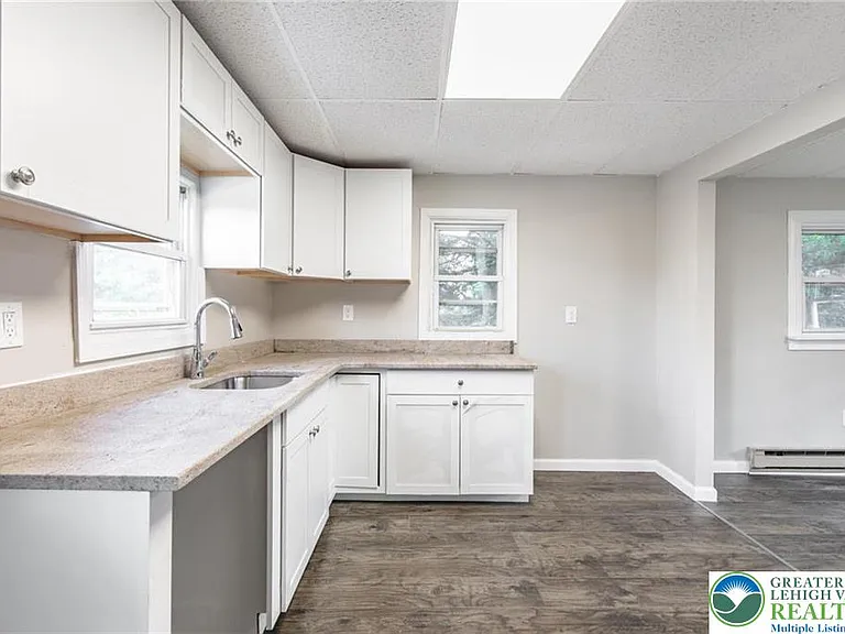 1240 Pembroke Rd #2 — Photo 4