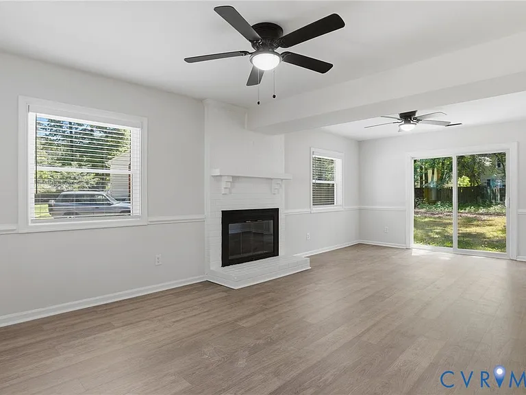 9015 Covewood Rd — Photo 16