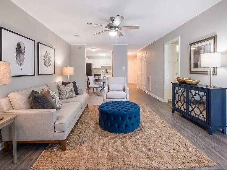 Summerlyn Place — Photo 9