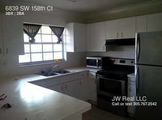 6839 SW 158th Ct, Miami, FL 33193