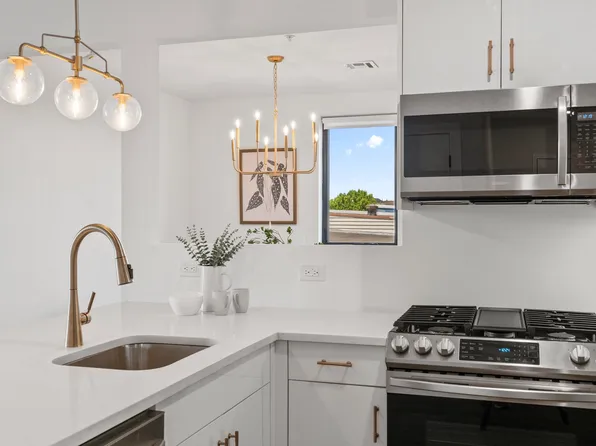 117 W 2nd St Unit 301, Bayonne, NJ 07002