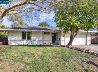 208 Dryden Dr, Vallejo, CA 94591