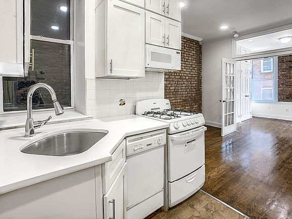2nd image of 73 E 3rd St APT B4