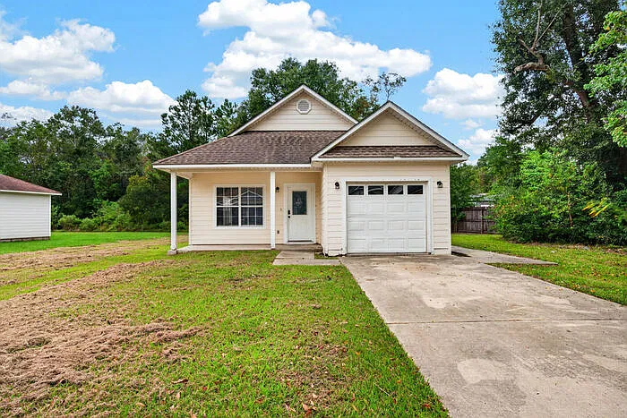 3 bed, 2.0 bath, 1254 sqft, $1,600 — Photo 2