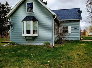 225 Lulu Ave W, Almena, WI 54805