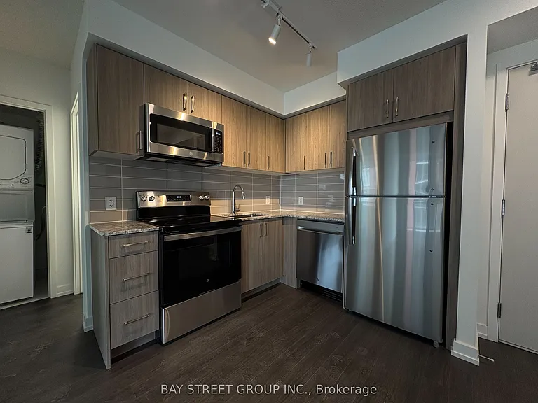 4010 Eglinton Ave W #1122 — Photo 7