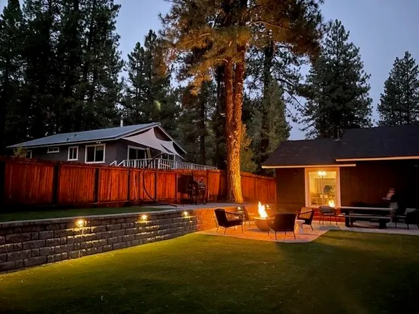 10227 E Laburnham Cir, Truckee, CA 96161