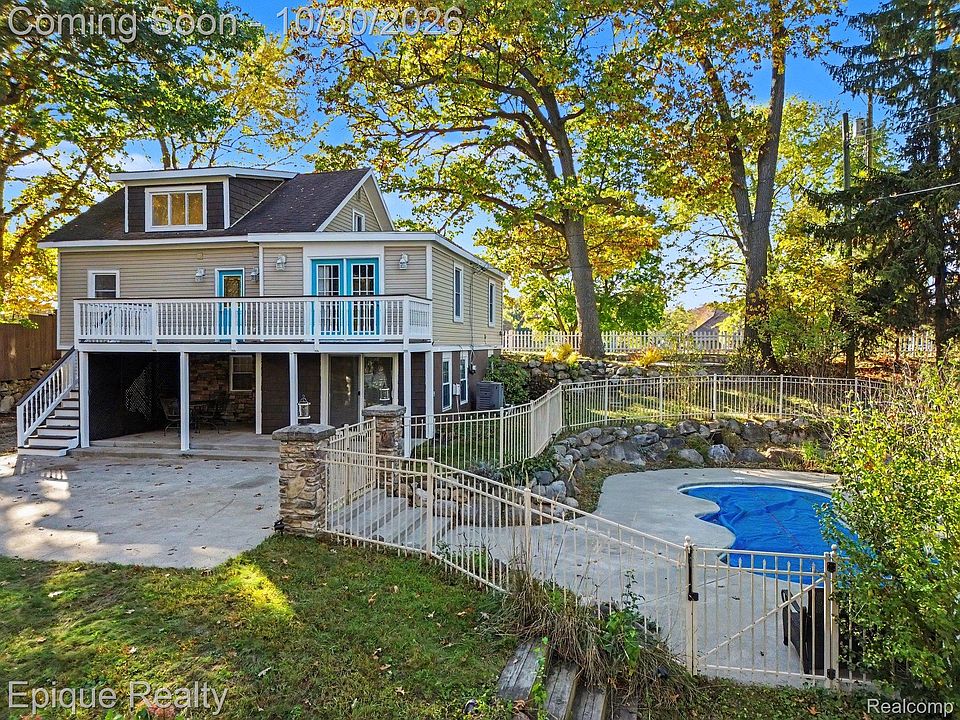 1086 Wilson Dr, photo 2