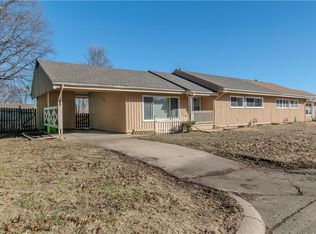 411 Sagebrush Ln, Belton, MO 64012
