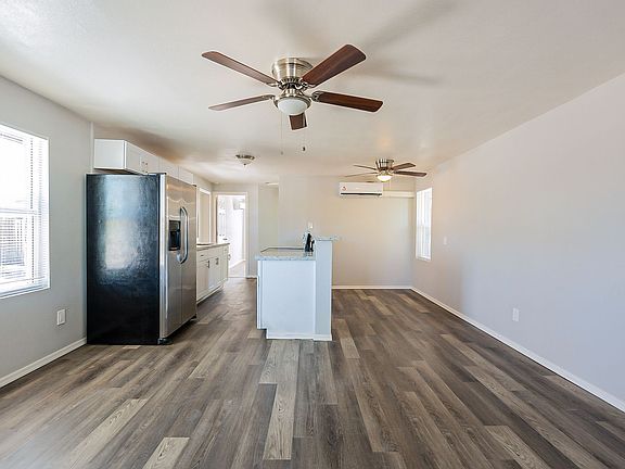 4th image of 1425 E Roosevelt St #2