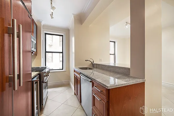 Rented by Halstead Real Estate | media 4