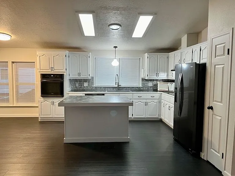 2159 Hastings Ln SE — Photo 8