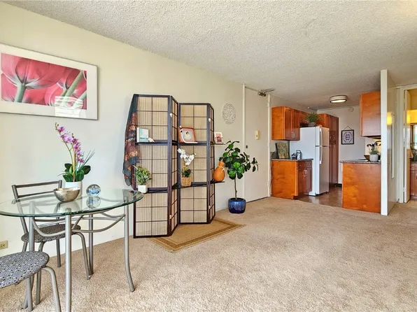 1137 Wilder Ave APT 602, Honolulu, HI 96822