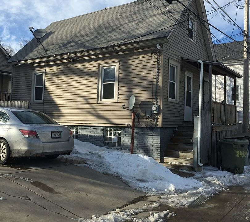 1st image of 2430A N Dousman St Rear Cottage