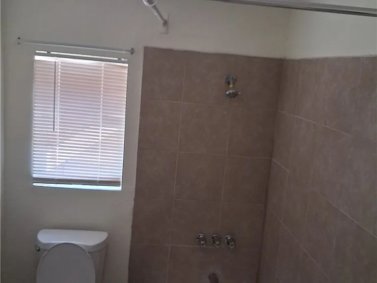 413 W Van Buren Ave #8 — Photo 10
