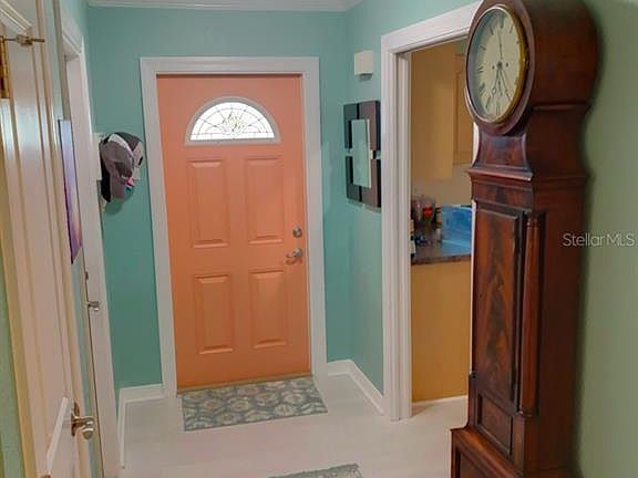 3rd image of 323 Dolphin Pkwy