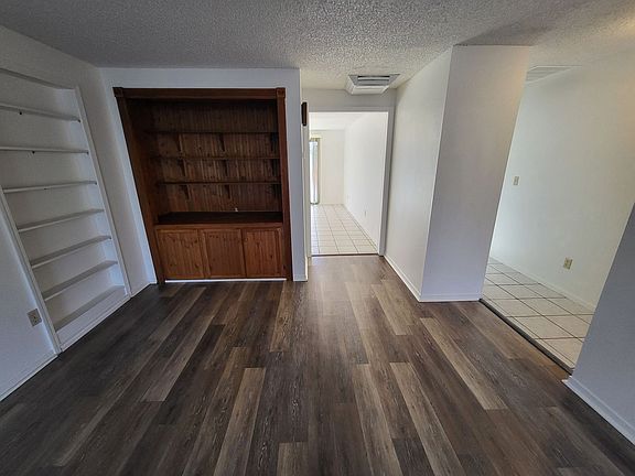 5th image of 406 E Adams St #Ada0406-a