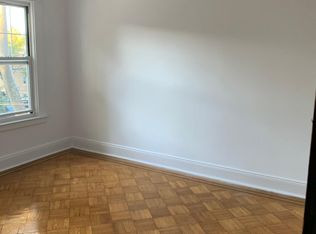 6022 Grove St, Ridgewood, NY 11385