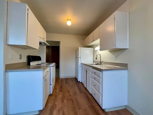 4529 NE Killingsworth St #1-25, Portland, OR 97218