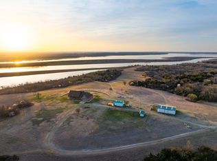 8250 E Brake Rd, Newkirk, OK 74647