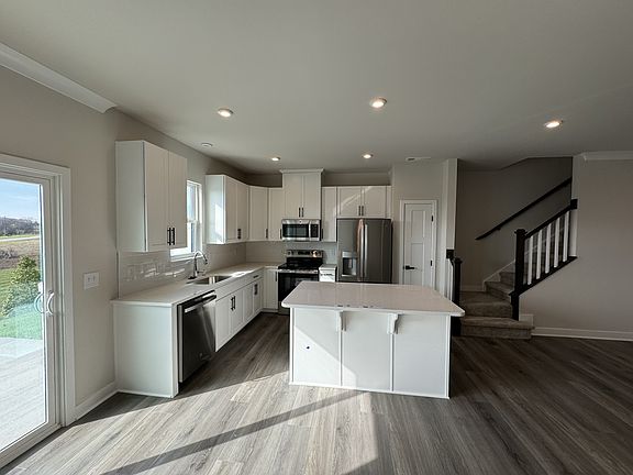4th image of 1033 Riverbrook Dr Lot 248B