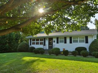 1224 Indian Hills Dr, Bristol, TN 37620