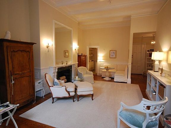 4th image of 293 Beacon St APT 5