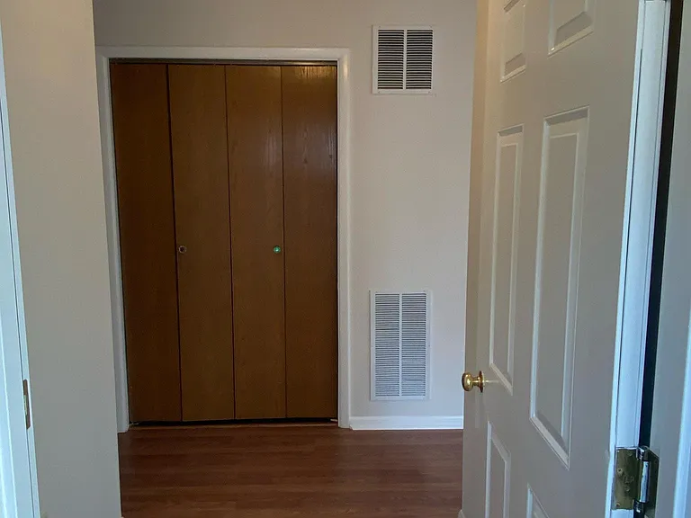 8 Booth Ct #B — Photo 7